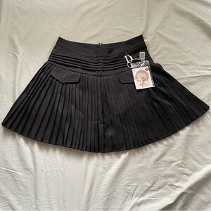 Cute preppy pleated skirt